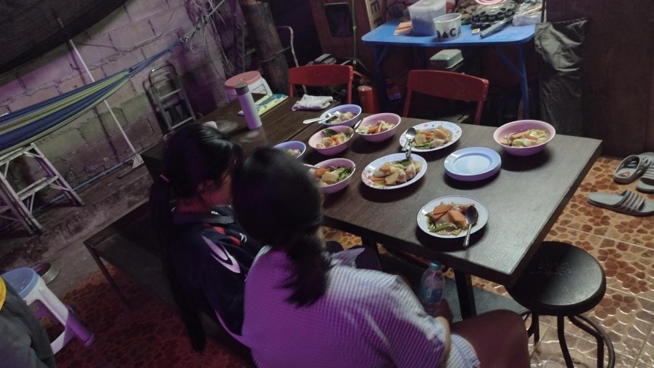 Mae Sot Commune Екстер'єр фото