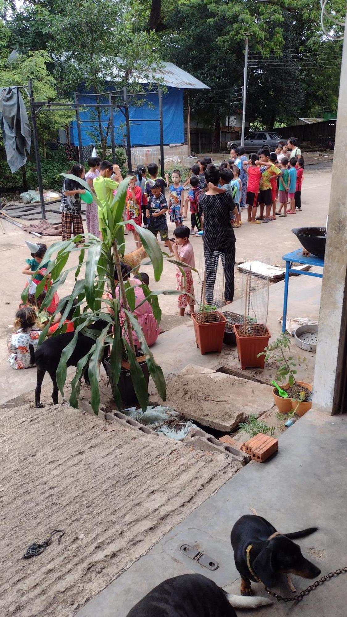 Mae Sot Commune Екстер'єр фото